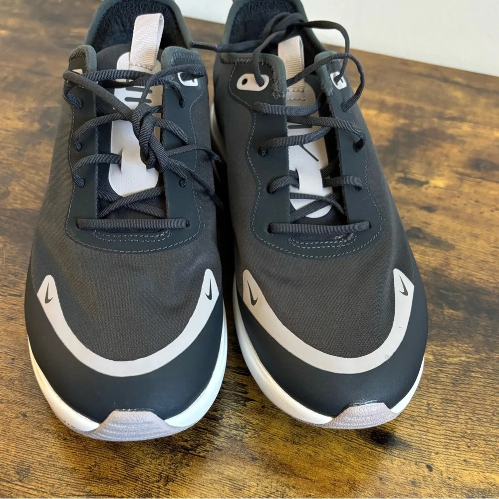 Nike Women's Air Max Dia Casual Sneakers from Finish Line - Picture 7 of 15